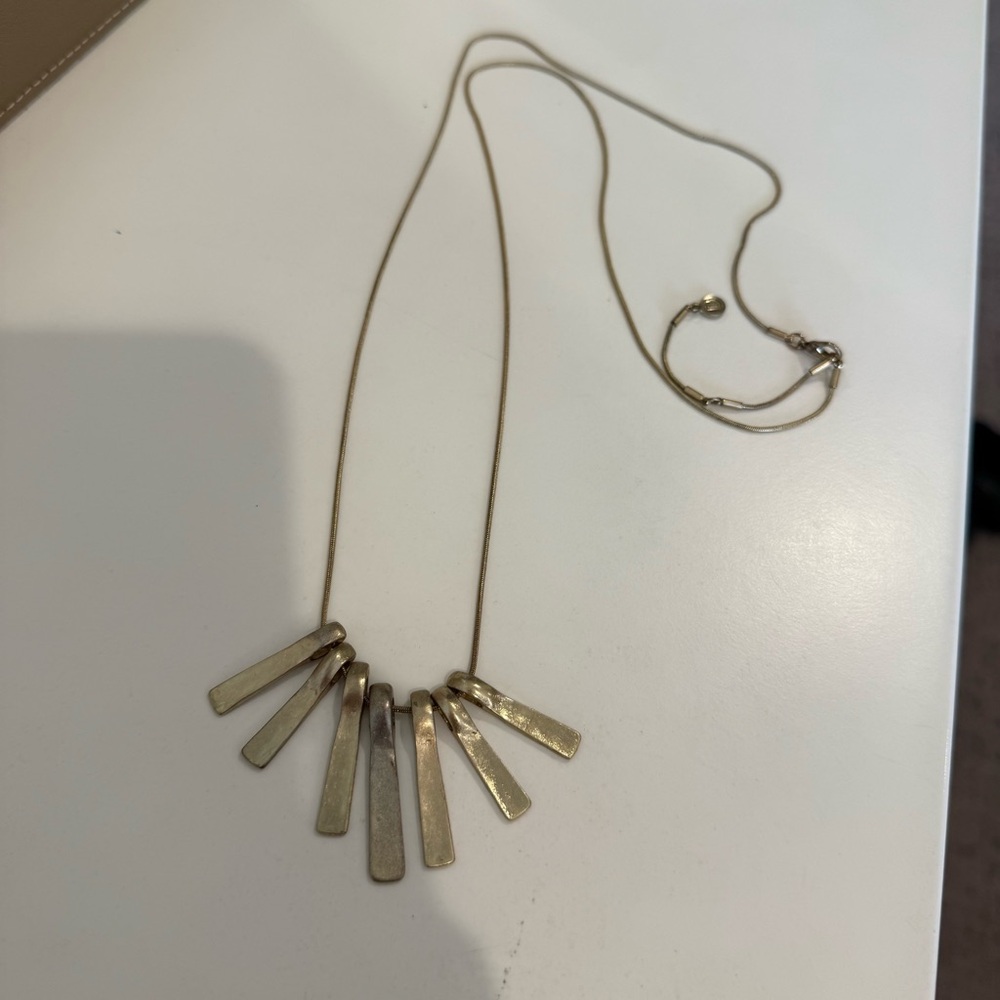 Elegant Gold Necklace